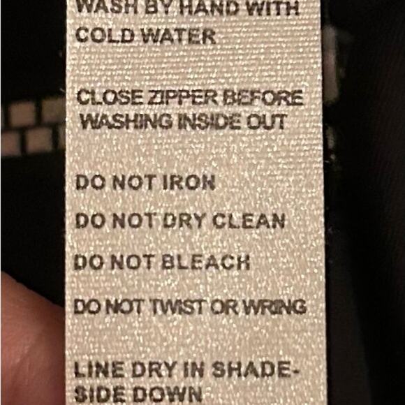 PN Jone Black Women's Sports Jacket Long Sleeve Size 8/Medium Zipper Pockets - Picture 6 of 15